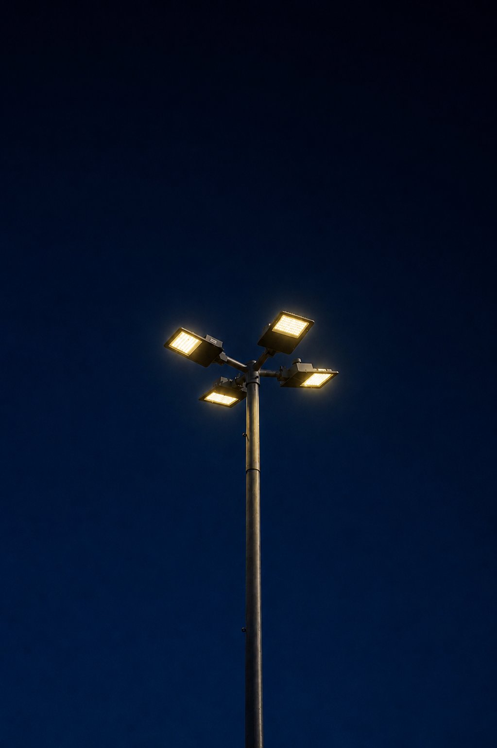 LED commercial lighting